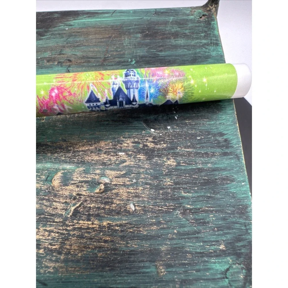 RARE 2012 Mickey Mouse Daffy Duck Disney Pen  Castle Green Tested EUC HTF